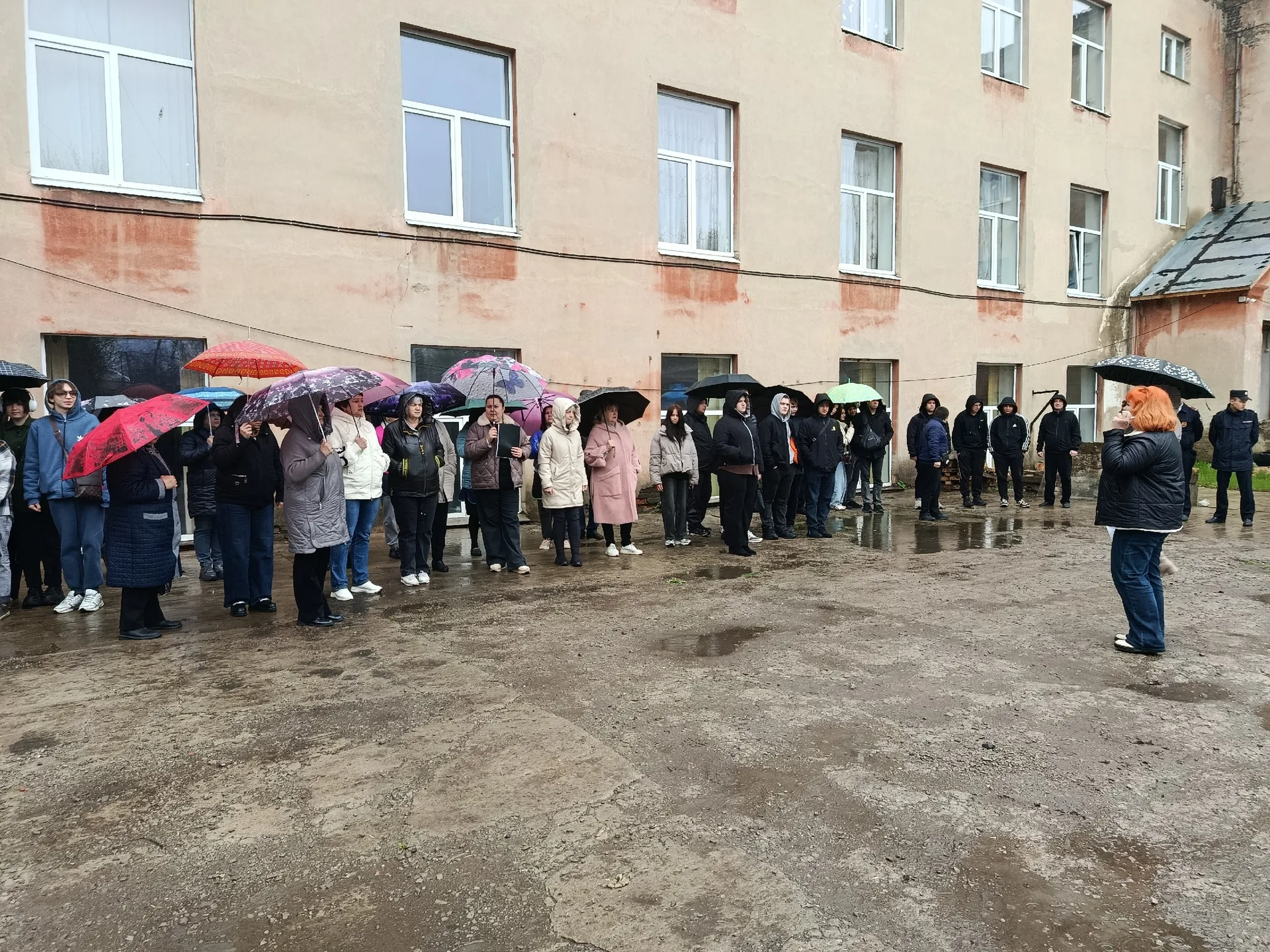 Безопасность – прежде всего: учения и профилактика в колледже